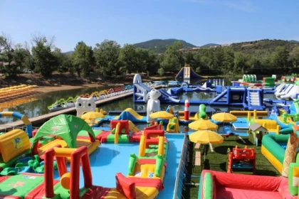 Accès à l'Aquakids ou Minikids pour les plus petits dès 2 ans - Bonjour Fun