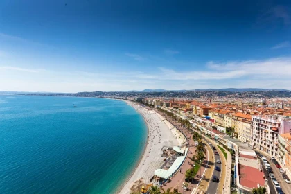 Activité spéciale EVJF/EVG à Nice en Trottinettes - Bonjour Fun