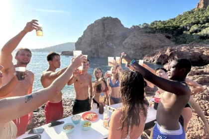 APÉRO CALANQUES INSOLITE - Bonjour Fun