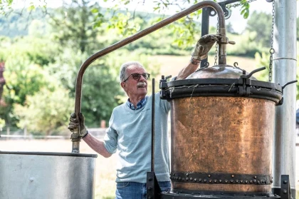 Atelier distillation - En français 🇫🇷 - Bonjour Fun