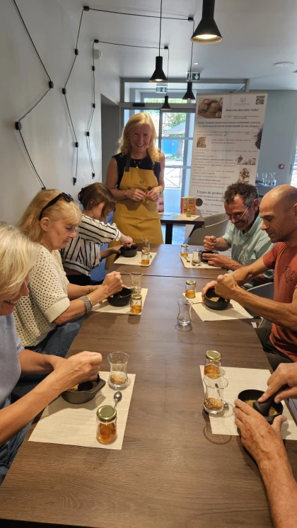 Atelier piquant : création de moutarde artisanale & locale à Bailleval - Bonjour Fun