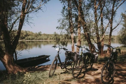 Balade à vélo & en futreau : Les couleurs de la Loire - Bonjour Fun