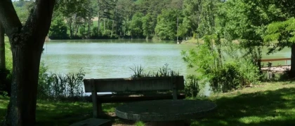 Balade autour du Lac de Lenclas : Nature et détente en vélo électrique - Bonjour Fun