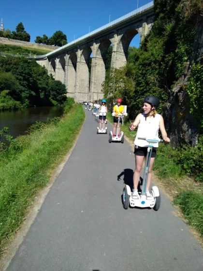 Balade bords de Rance, ville de Dinan - Bonjour Fun
