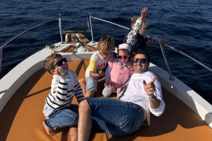 Balade en bateau calanques de l’Estérel – Départ d’Agay à Saint-Raphaël - Bonjour Fun