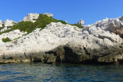 Balade en mer : Marseille et l’Archipel du Frioul - billetterie ou privatisation 2h - Bonjour Fun