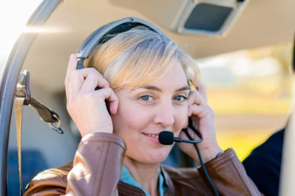 Baptême de l’air touristique en avion au-dessus de CONDOM avec Commentaires culturels - Bonjour Fun