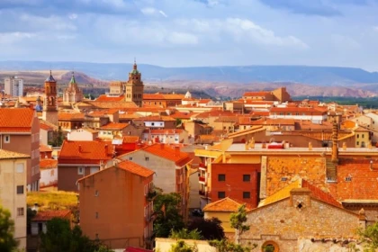 Bordighera, son marché & Principauté de Séborga - Bonjour Fun