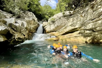Canyoning niveau 2 - Gorges du loup - Bonjour Fun