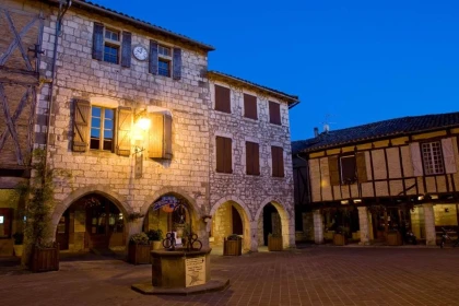 Casteln'octambules : la visite guidée de Castelnau-de-Montmiral en soirée - Bonjour Fun