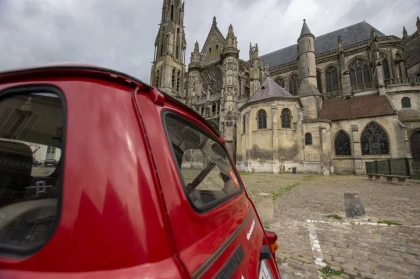 circuits touristiques (journée) à bord de Renault 4L  - Bonjour Fun