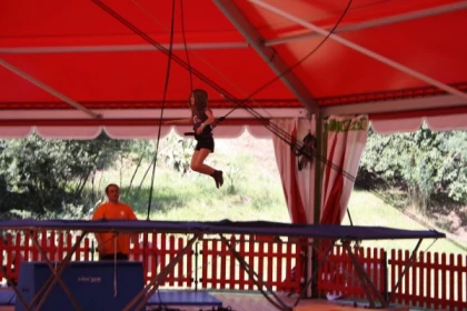 CIRQUE : Parcours approfondissement (7-14 ans) - 7 cours de 2h - Bonjour Fun