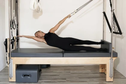 Cours de pilates sur machine - Agay - Bonjour Fun