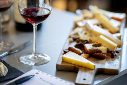 Cours œnologie & dégustation planches | Senlis-Chantilly - Bonjour Fun