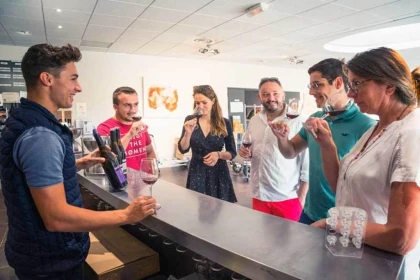 Dégustation au comptoir offerte sans réservation  ( 3 vins ) - Bonjour Fun