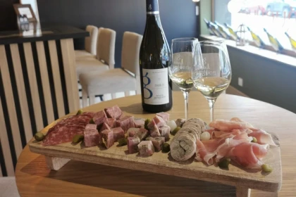 Dégustation de 5 vins et de charcuterie de Bourgogne - Bonjour Fun