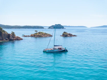 Départ Hyères | La Journée Signature | Fort de Brégançon & Porquerolles - Bonjour Fun