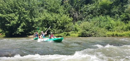 Descente en Canoë-kayak à Saint Antonin Noble Val : descente canoë-kayak libre (ou avec un guide nous contacter). - Bonjour Fun