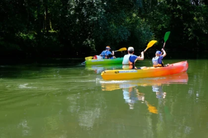 Descente en Canoe-kayak - Montbozon-Beaumotte 17km - Bonjour Fun