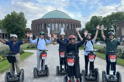 Düsseldorf: Segway-City-Tour (max. 120 Min) - Bonjour Fun