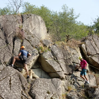 Escalade au Roc d'Enfer au CPA Lathus - Bonjour Fun