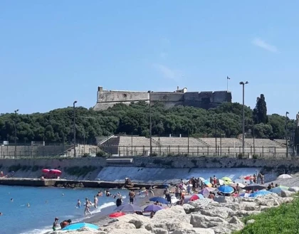 Excursion d’une journée : Nice à Antibes le long de la mer en vélo électrique - Bonjour Fun