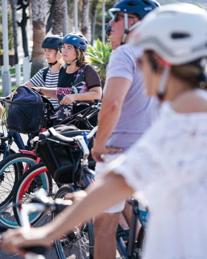 Excursion d’une journée : Nice à Antibes le long de la mer en vélo électrique - Bonjour Fun
