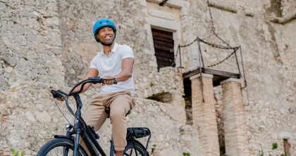 Excursion d’une journée : Nice à Antibes le long de la mer en vélo électrique - Bonjour Fun