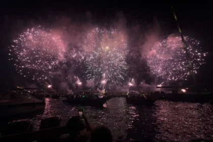 Excursion Feux d'artifice cata - Bonjour Fun