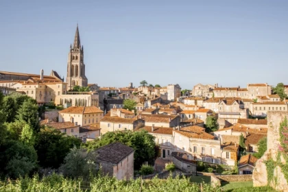 Excursion Saint-Émilion : vins et village médiéval - Bonjour Fun
