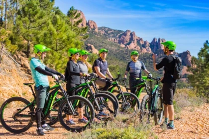Excursion VTT électrique dans l'Estérel  -Agay-avec guide - Bonjour Fun
