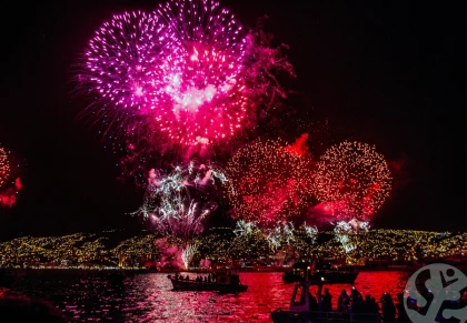 Feux d'artifice-Golfe Fréjus-Saint-Rapahël - Bonjour Fun