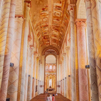 Guided tour in English of Abbey church of Saint-Savin  - Bonjour Fun