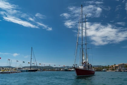 Les voiles de Saint-Tropez - La Brigante - Bonjour Fun