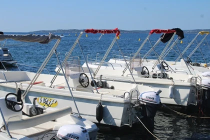 Location de bateau sans permis port des Issambres - Bonjour Fun