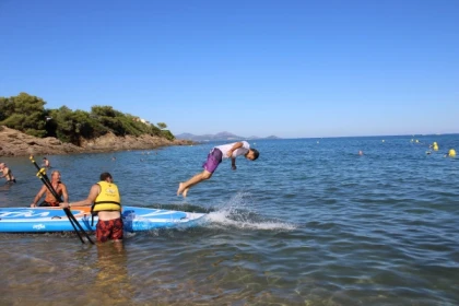 Location de Stand Up Paddle géant - Bonjour Fun