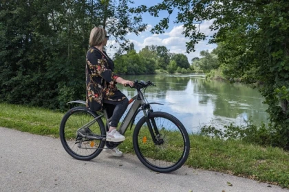 Location de vélos électriques - Bonjour Fun