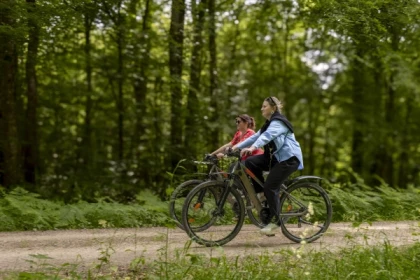 Location de vélos électriques - Bonjour Fun