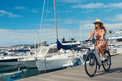 Location VTC - Port Fréjus - Bonjour Fun