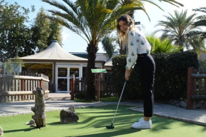 Mini Golf Adventure Golf Antibes – Billets en PROMO - Bonjour Fun