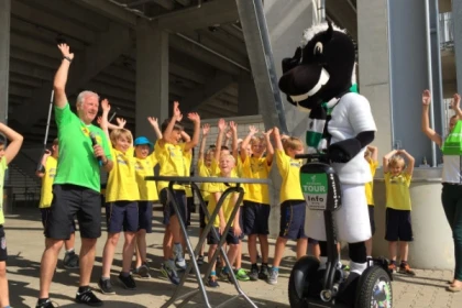Mönchengladbach: Borussia-Tour + Stadionführung (210min) - Bonjour Fun