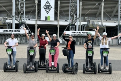 Mönchengladbach: Borussia-Tour + Stadionführung (210min) - Bonjour Fun