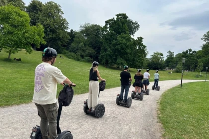 Mönchengladbach Schlösser des Niederrheins XXL Tour (3h) - Bonjour Fun