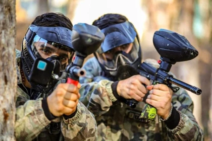 Pack Extrême à Puget-sur-Argens : offre groupe Paintball, Fun Games et Ninja Warrior - Bonjour Fun