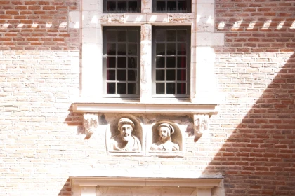 Plongez dans l'histoire de l'Hôtel Reynes, avec un historien local pour les journées du patrimoine - Bonjour Fun