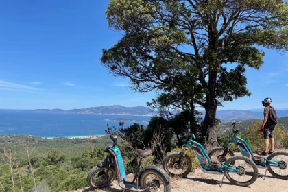 Randonnée en trottinette électrique tout-terrain à Coti-Chiavari - Bonjour Fun