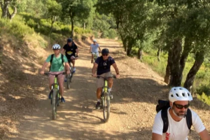 Randonnée VTT électrique St-Tropez - Bonjour Fun