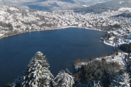 Raquettes à neige privative des lacs glaciaire - Bonjour Fun