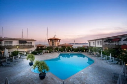 Séjour Nouvel an : Soirée Black & White sur la marina - Saint-Raphaël - Bonjour Fun