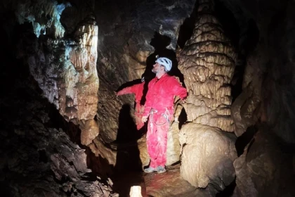 Spéléologie - Grotte de la Mescla - Bonjour Fun